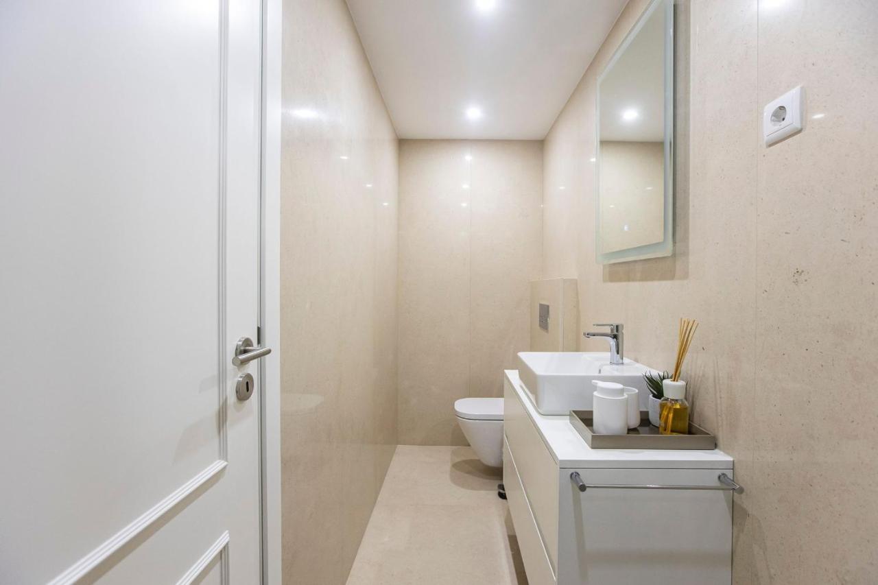 City Center 2Br Flat W/ Ac By Lovelystay OOporto Exterior foto